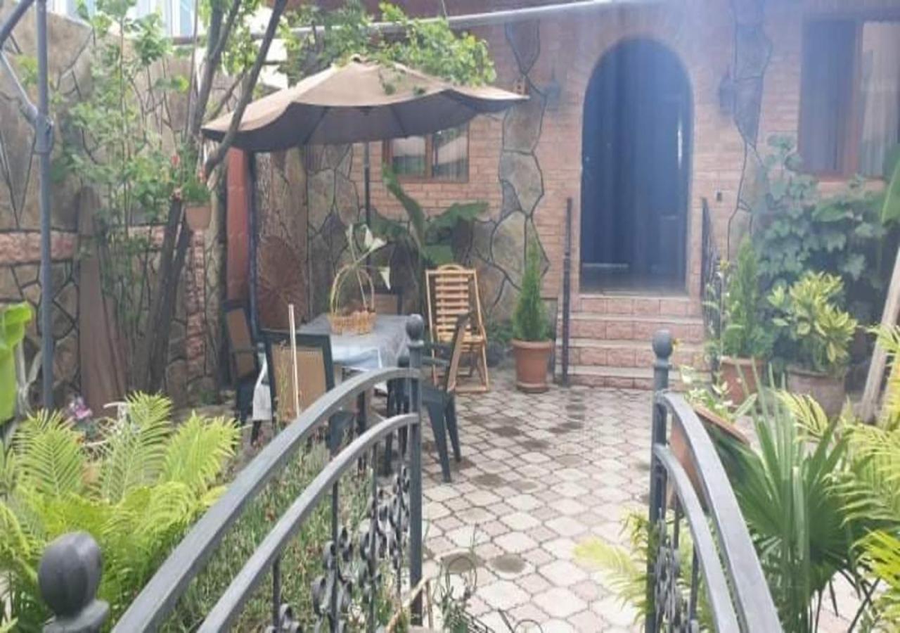 فندق تمار غيست هاوس غوري المظهر الخارجي الصورة
